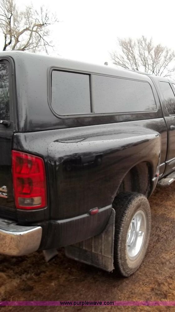 image for item F8685 2003 Dodge truck bed