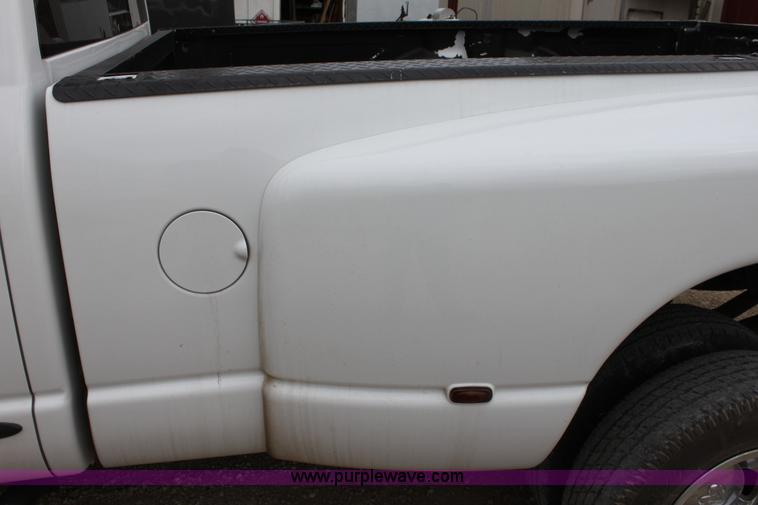 image for item F8686 2008 truck bed