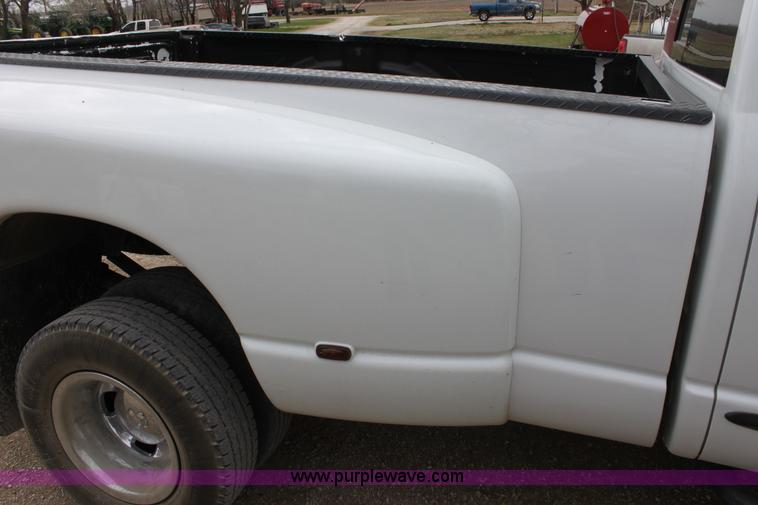 image for item F8686 2008 truck bed