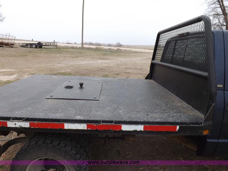 image for item F8759 1998 Chevrolet 3500 flatbed pickup truck