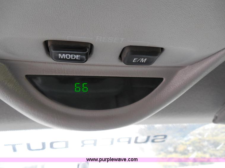 image for item F8793 2004 Ford F250 Super Duty Lariat Crew Cab pickup truck