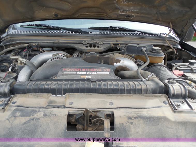 image for item F8793 2004 Ford F250 Super Duty Lariat Crew Cab pickup truck