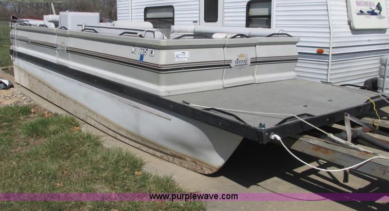 image for item G3072 1989 Ventura II limited edition 27' pontoon boat
