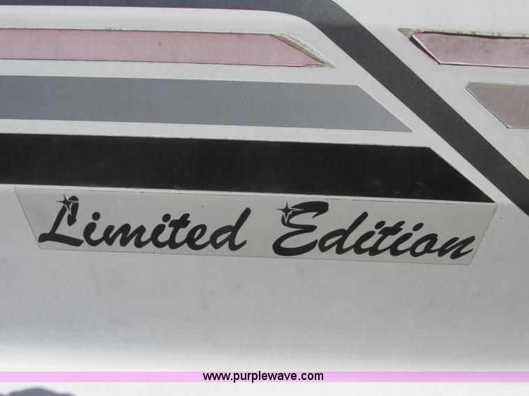 image for item G3072 1989 Ventura II limited edition 27' pontoon boat
