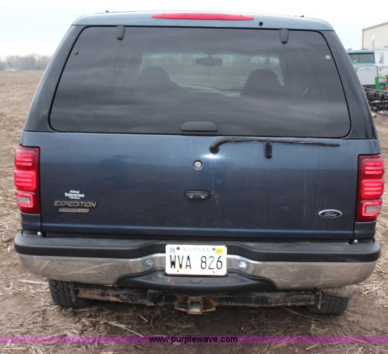 image for item G5106 2001 Ford Expedition XLT SUV