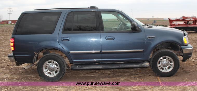 image for item G5106 2001 Ford Expedition XLT SUV