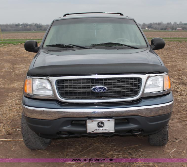 image for item G5106 2001 Ford Expedition XLT SUV