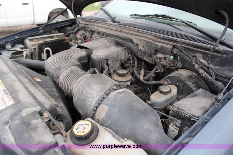 image for item G5106 2001 Ford Expedition XLT SUV