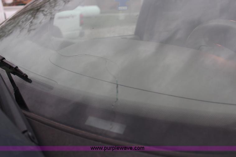 image for item G5106 2001 Ford Expedition XLT SUV