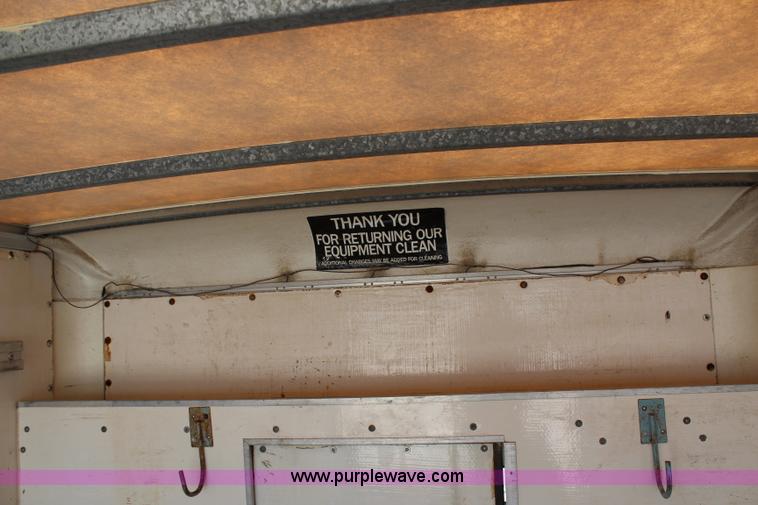 image for item G5400 1993 GMC G3500 Vandura box truck