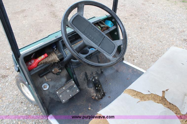 image for item G5417 EZ-GO golf cart