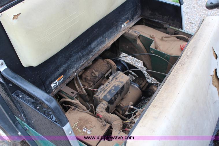 image for item G5417 EZ-GO golf cart