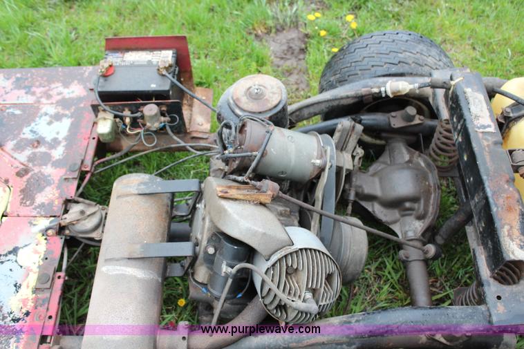 image for item G5429 Harley Davidson golf cart