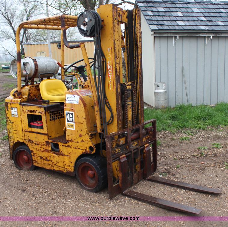 image for item G5433 Caterpillar Tow Motor 5025 forklift