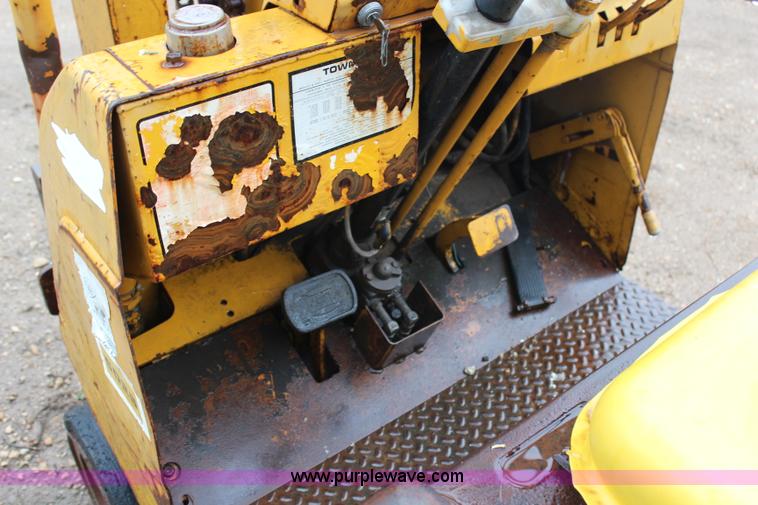 image for item G5433 Caterpillar Tow Motor 5025 forklift