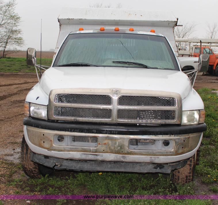 image for item G5434 1997 Dodge Ram 3500 LT pickup truck