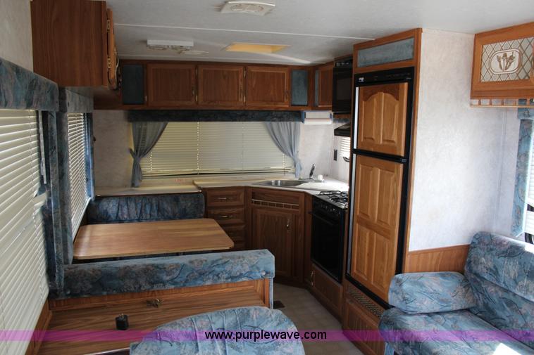 image for item G5452 1996 Dutchman Classic camper