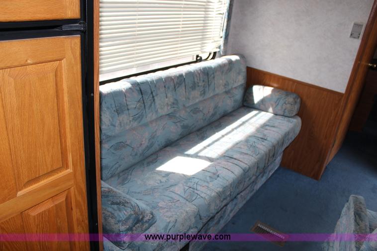 image for item G5452 1996 Dutchman Classic camper