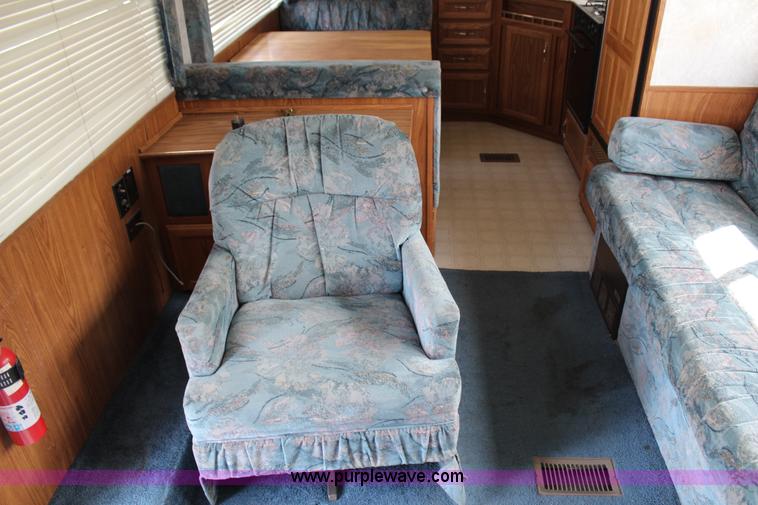 image for item G5452 1996 Dutchman Classic camper