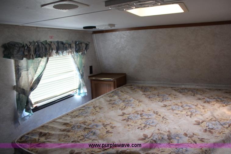 image for item G5452 1996 Dutchman Classic camper