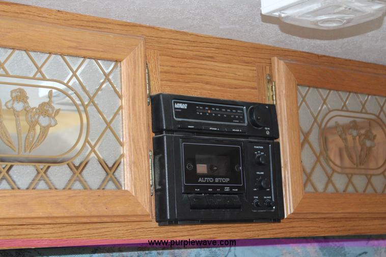 image for item G5452 1996 Dutchman Classic camper