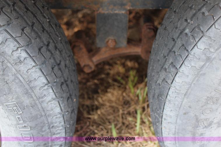 image for item G5452 1996 Dutchman Classic camper