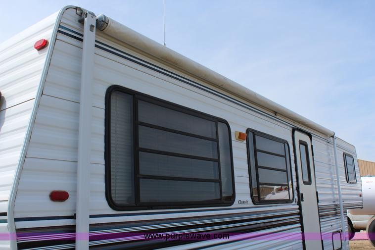 image for item G5452 1996 Dutchman Classic camper