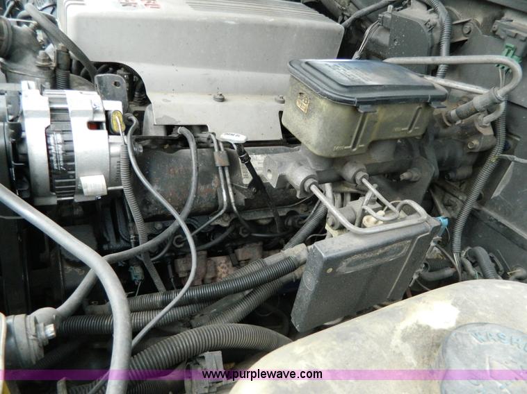 image for item G7824 1994 GMC Sierra 3500 pickup truck