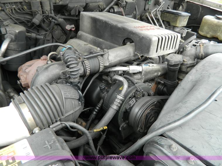 image for item G7824 1994 GMC Sierra 3500 pickup truck