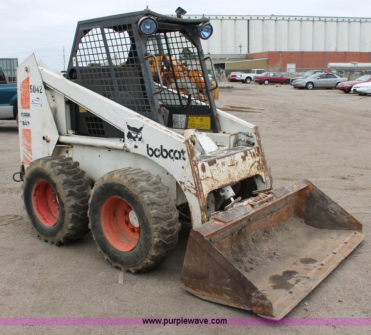 image for item H3699 1984 Bobcat 843 skid steer