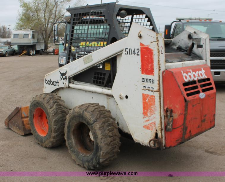 image for item H3699 1984 Bobcat 843 skid steer