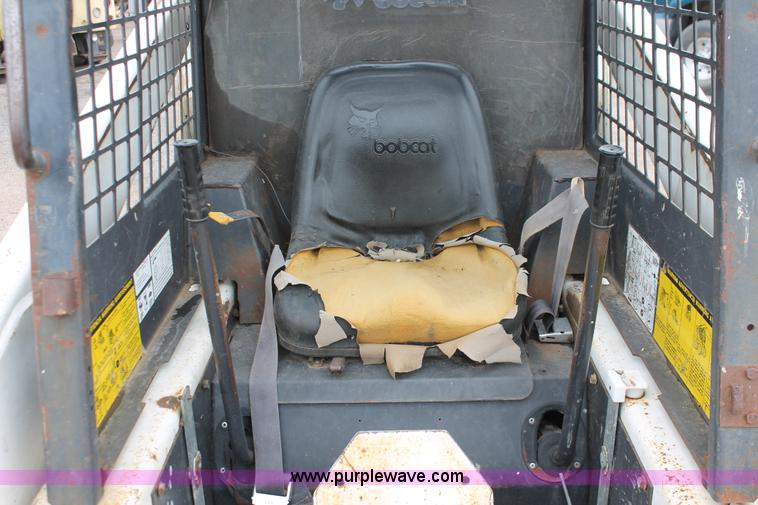 image for item H3699 1984 Bobcat 843 skid steer