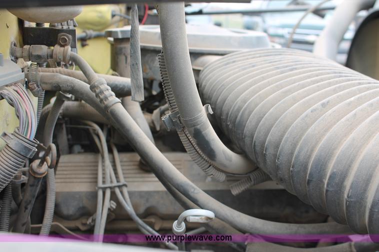 image for item H3700 1991 GMC TopKick dump truck