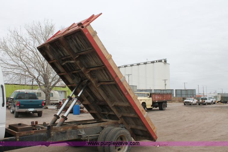image for item H3700 1991 GMC TopKick dump truck