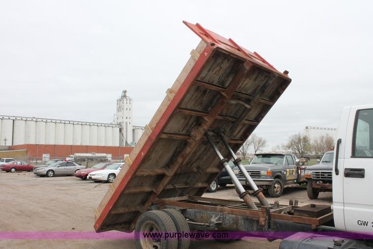 image for item H3700 1991 GMC TopKick dump truck