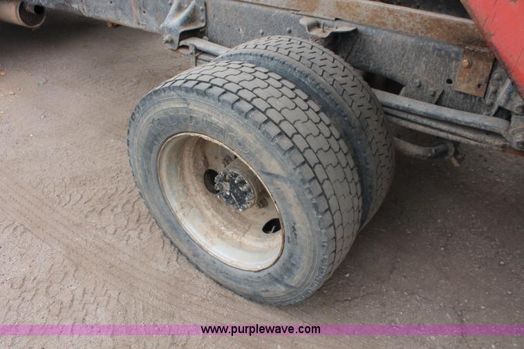 image for item H3700 1991 GMC TopKick dump truck