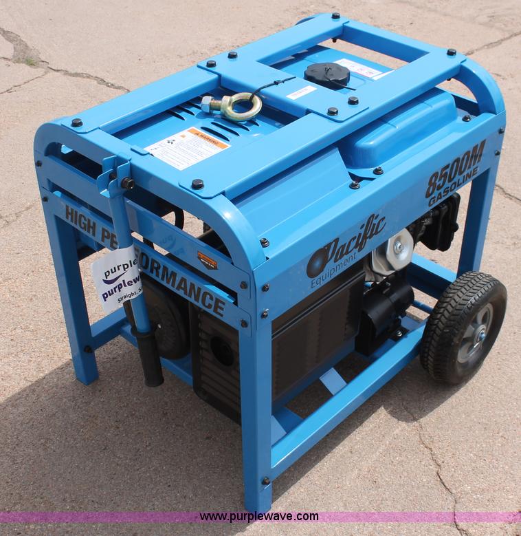 image for item H3728 Pacific 8500M generator