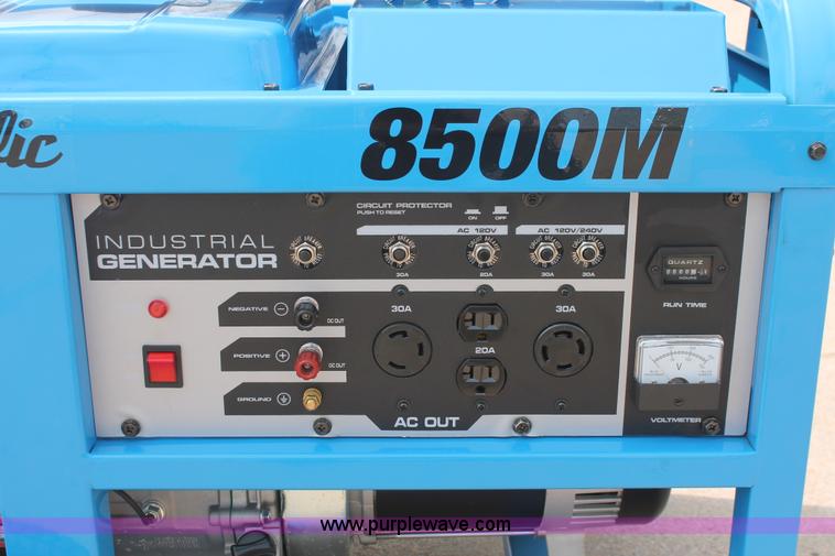 image for item H3728 Pacific 8500M generator