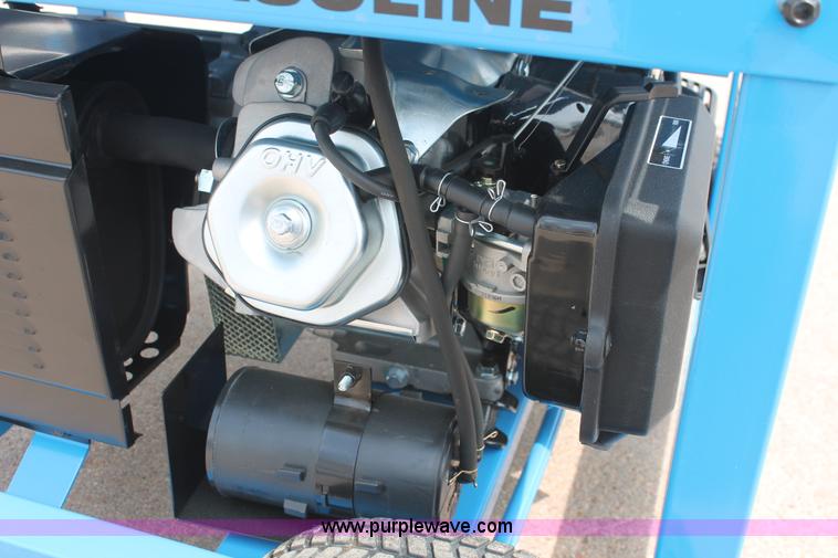 image for item H3728 Pacific 8500M generator