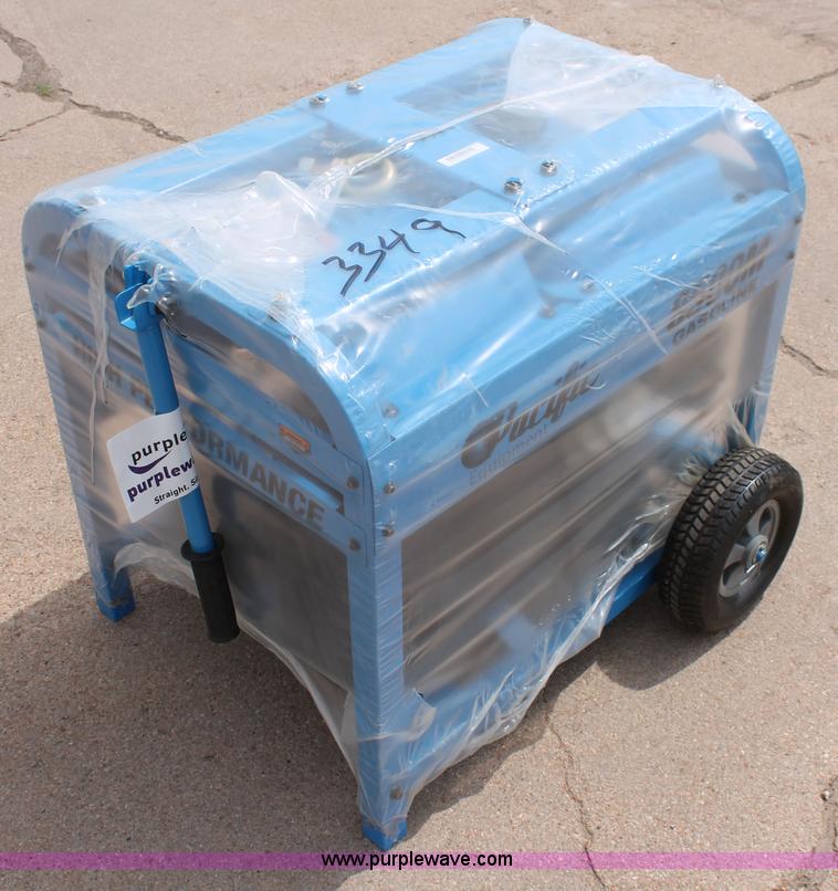 image for item H3728 Pacific 8500M generator