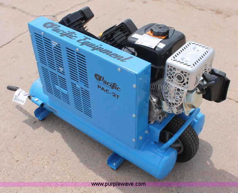image for item H3730 Pacific PAC-2T eight gallon air compressor