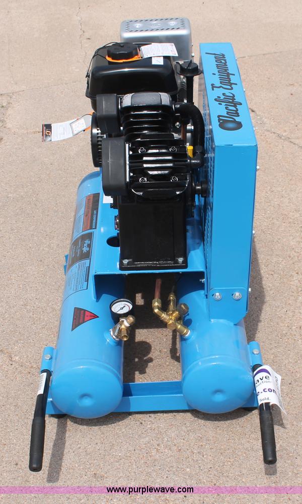 image for item H3730 Pacific PAC-2T eight gallon air compressor