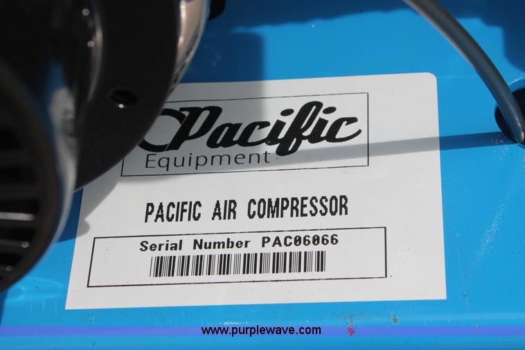 image for item H3730 Pacific PAC-2T eight gallon air compressor