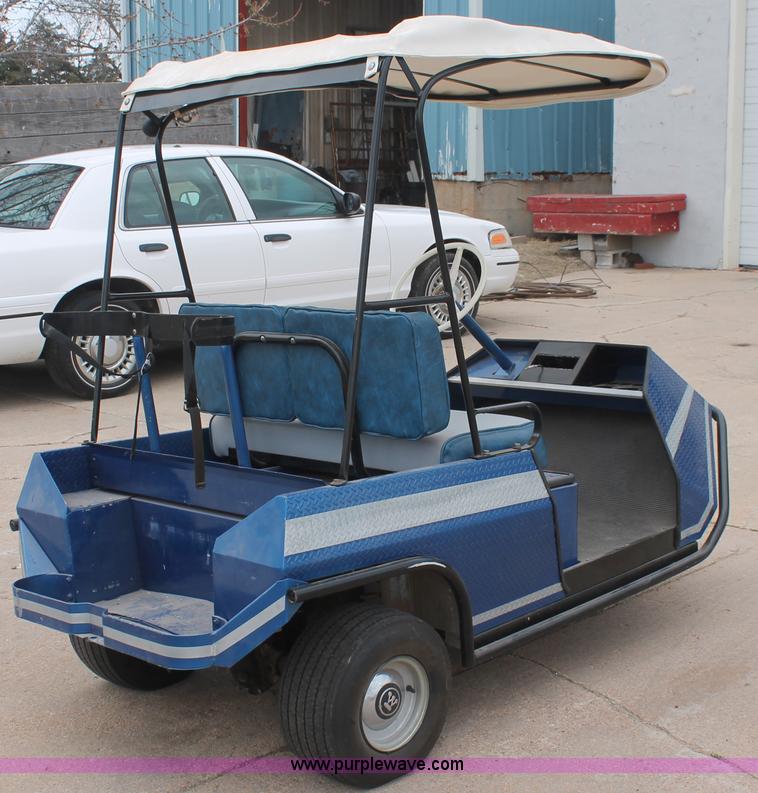 image for item H3732 Westinghouse 437 electric golf cart
