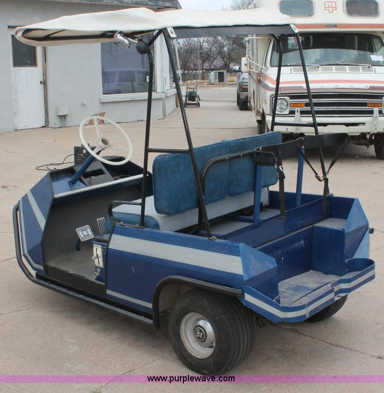 image for item H3732 Westinghouse 437 electric golf cart