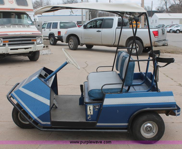 image for item H3732 Westinghouse 437 electric golf cart