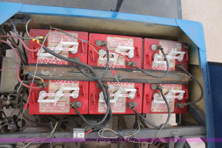 image for item H3732 Westinghouse 437 electric golf cart