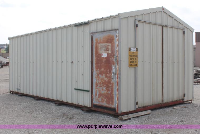 image for item H3739 24' x 12' x 8' skid-mounted module unit
