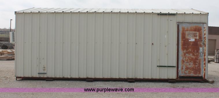 image for item H3739 24' x 12' x 8' skid-mounted module unit