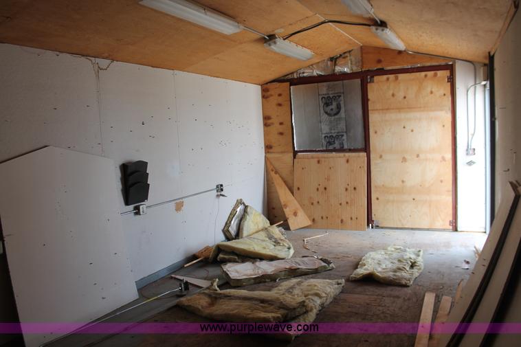 image for item H3739 24' x 12' x 8' skid-mounted module unit